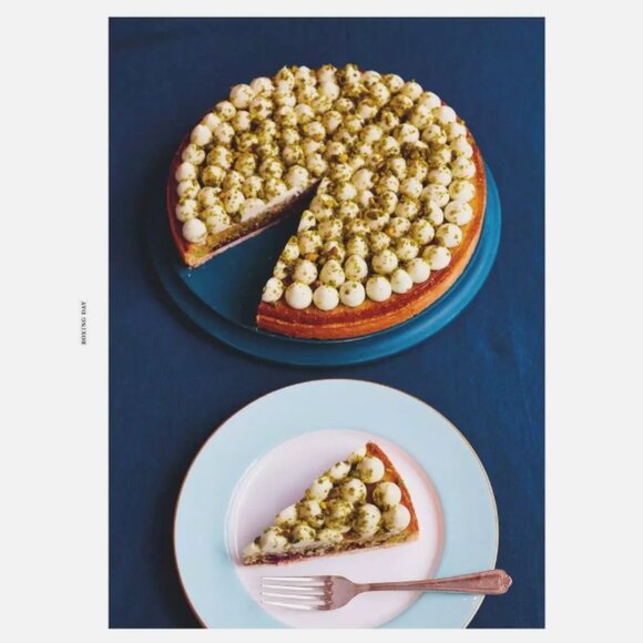 Fortnum & Mason: A Very British Christmas (Hardback) (UK IMPORT) - Picture 4 of 4